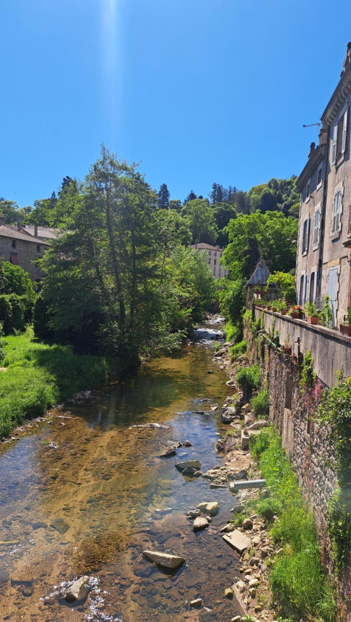 Du Doubs Au Doux Villa Ламастр Екстериор снимка